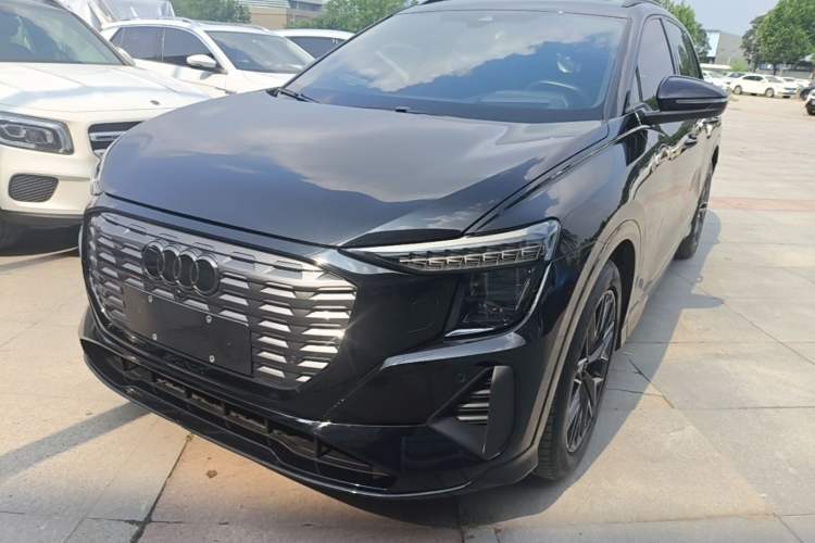 Used Audi Q5 e-tron 2023 40 e-tron Starry Edition Mecha Kit Guazi used car, China used car export, Used car for sale, Used  cars, Cheapest cars for sale