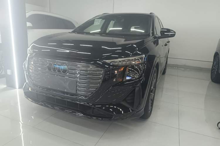 Audi Q5 e-tron 2023 40 e-tron Starry Edition Luxury Package