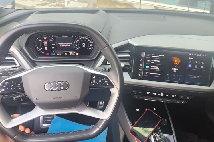Used Audi Q5 e-tron 2023 40 e-tron Starry Edition Mecha Kit Center Console
