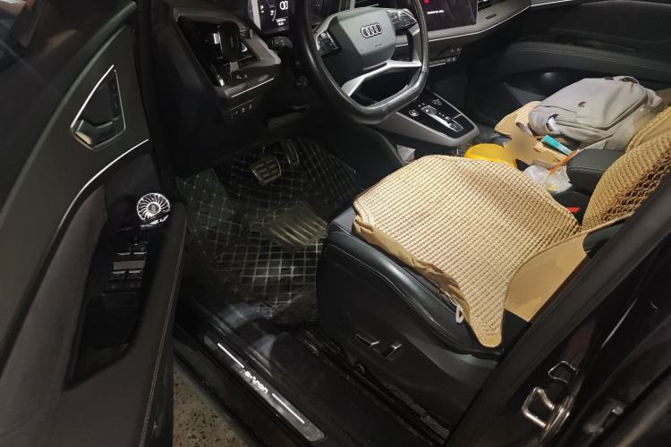 Used Audi Q5 e-tron 2023 40 e-tron Shining Edition Mecha Kit Driver Seat