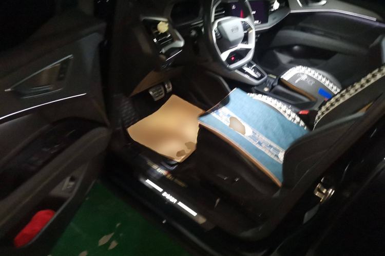 Used Audi Q5 e-tron 2023 40 e-tron Shining Edition Mecha Kit Driver Seat