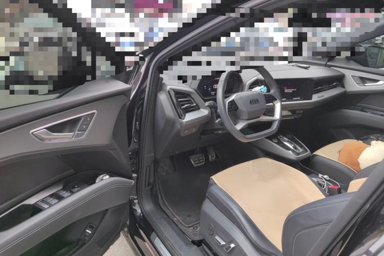 Used Audi Q5 e-tron 2023 40 e-tron Shining Edition Mecha Kit Driver Seat