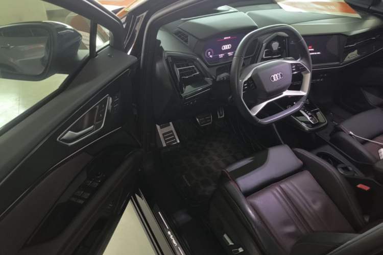 Used Audi Q5 e-tron 2023 40 e-tron Starry Edition Black Warrior Version Driver Seat