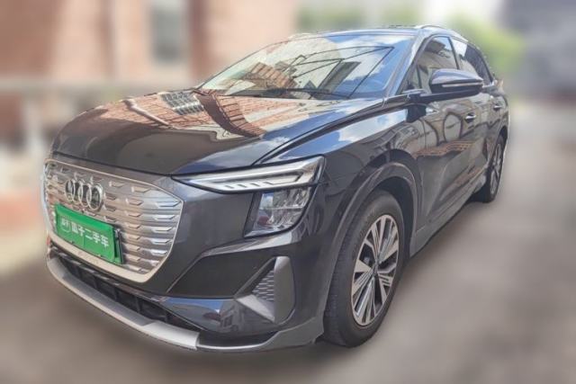 Used Audi Q5 e-tron 2023 40 e-tron Shining Edition Mecha Kit