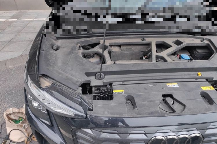 Used Audi Q5 e-tron 2023 40 e-tron Shining Edition Mecha Kit Engine Bay Right