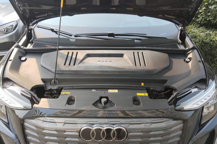 Used Audi Q5 e-tron 2023 40 e-tron Shining Edition Mecha Kit Engine Bay