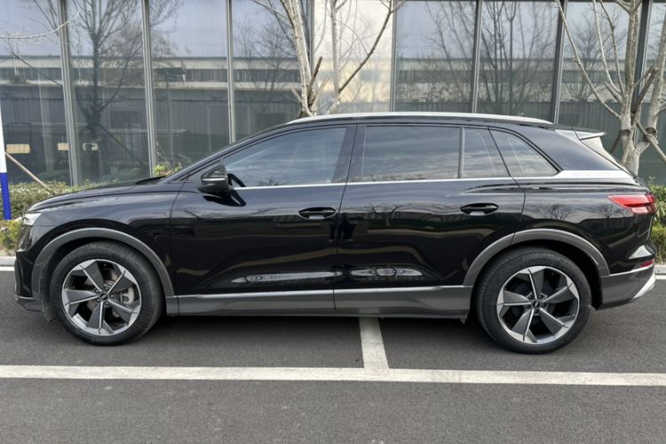Used Audi Q5 e-tron 2023 40 e-tron Starry Edition Luxury Package Exterior 2