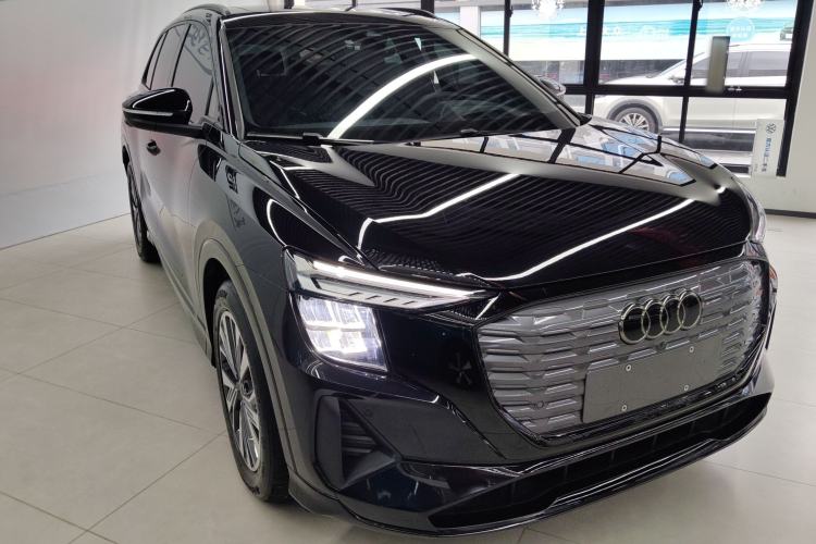Used Audi Q5 e-tron 2023 40 e-tron Shining Edition Mecha Kit Exterior 2