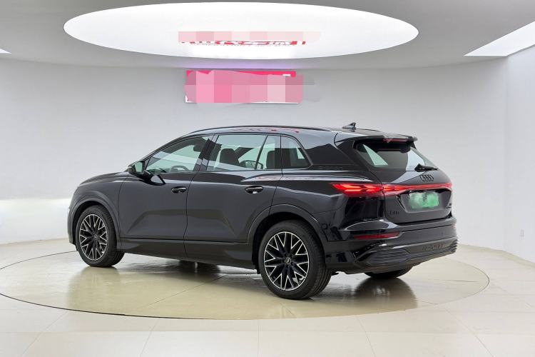 Used Audi Q5 e-tron 2023 40 e-tron Starry Edition Mecha Kit Exterior 3