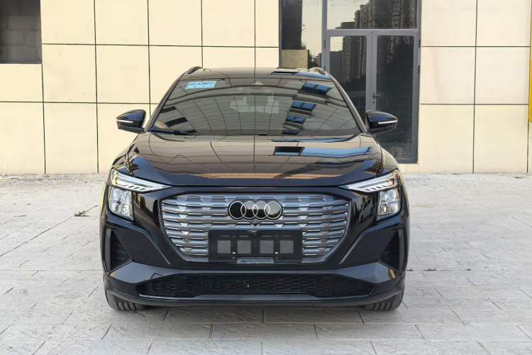 Used Audi Q5 e-tron 2023 40 e-tron Shining Edition Mecha Kit Exterior 4