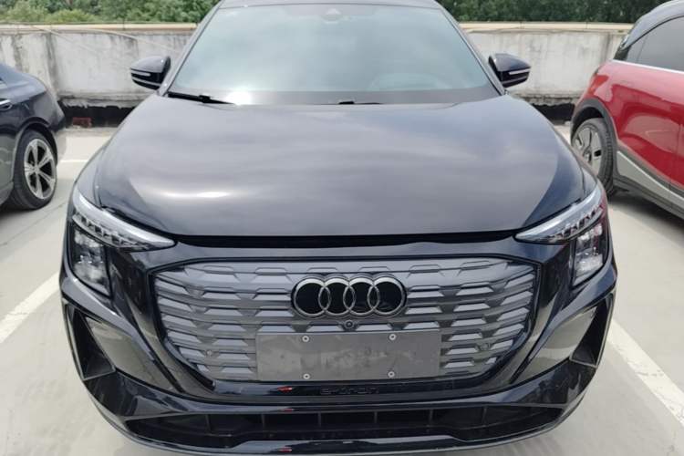 Used Audi Q5 e-tron 2023 40 e-tron Starry Edition Black Warrior Version Front