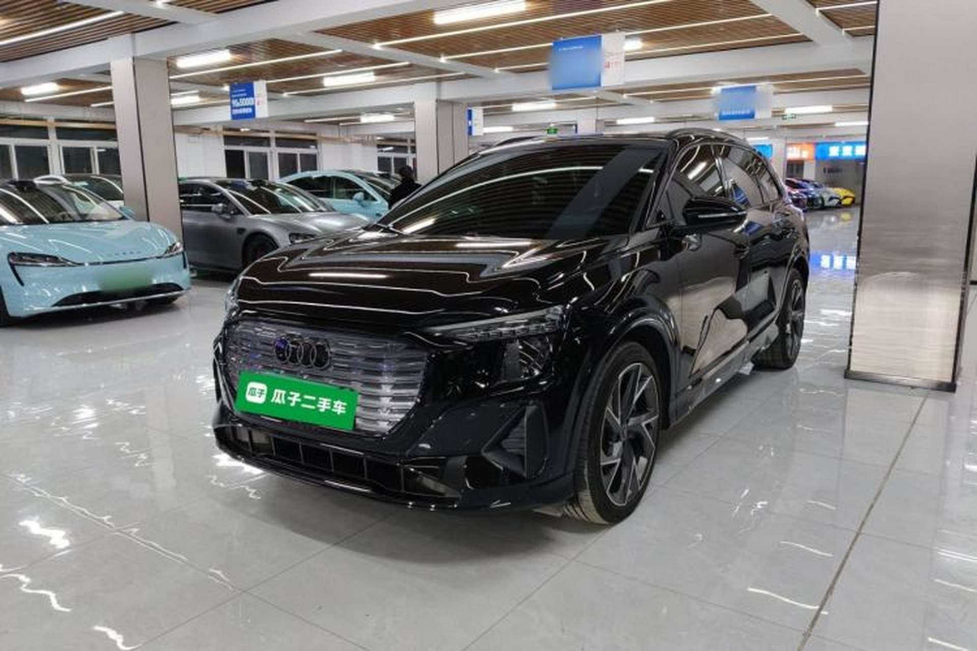 Used Audi Q5 e-tron 2023 40 e-tron Starry Edition Mecha Kit Front Left 45 Deg