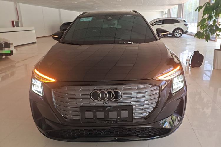 Used Audi Q5 e-tron 2023 40 e-tron Shining Edition Mecha Kit Front
