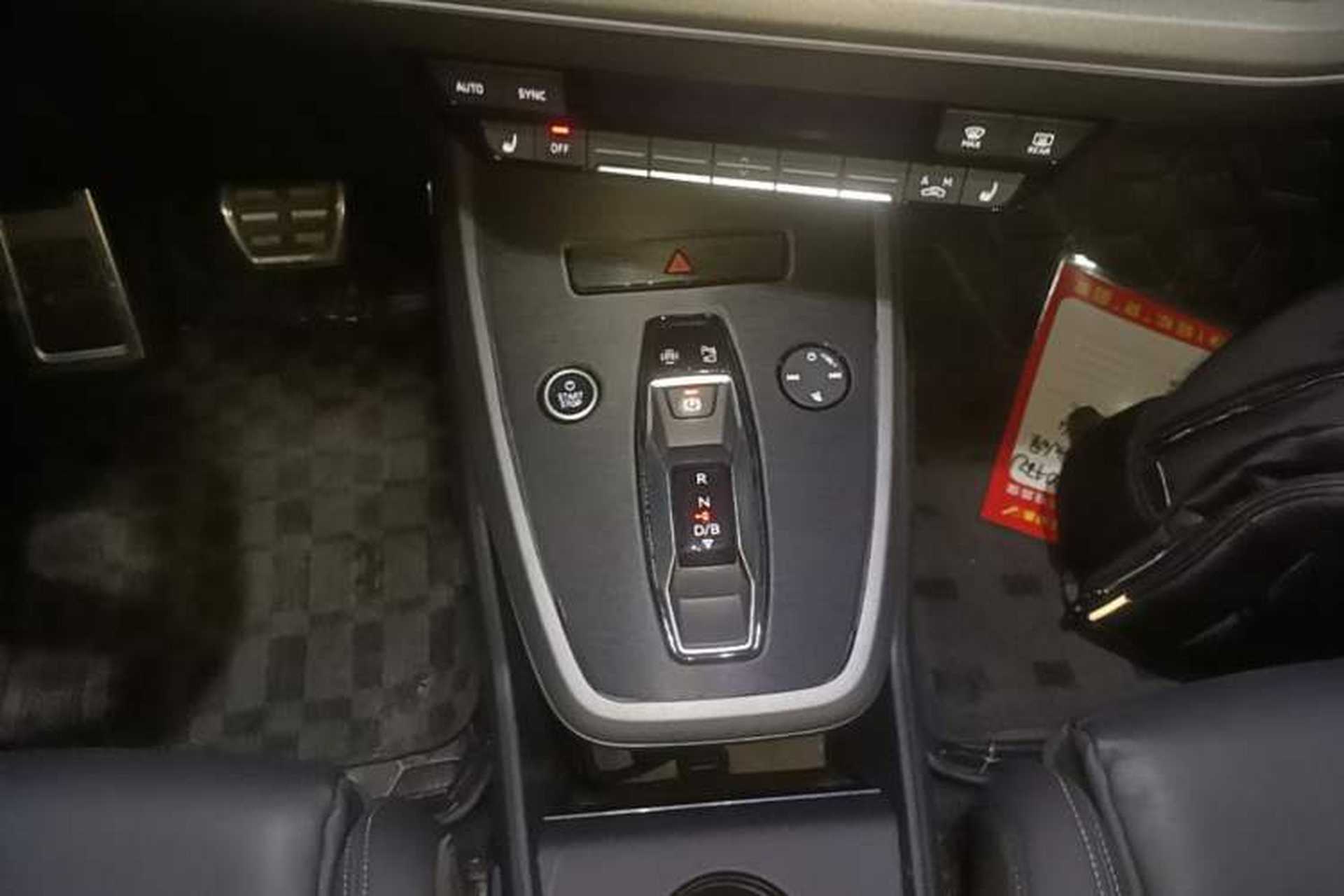 Used Audi Q5 e-tron 2023 40 e-tron Starry Edition Mecha Kit Gear Lever