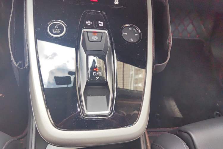 Used Audi Q5 e-tron 2023 40 e-tron Shining Edition Mecha Kit Gear Lever