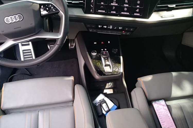 Used Audi Q5 e-tron 2023 40 e-tron Starry Edition Luxury Package Gear Lever