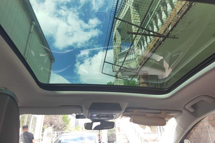 Used Audi Q5 e-tron 2023 40 e-tron Shining Edition Mecha Kit Headliner