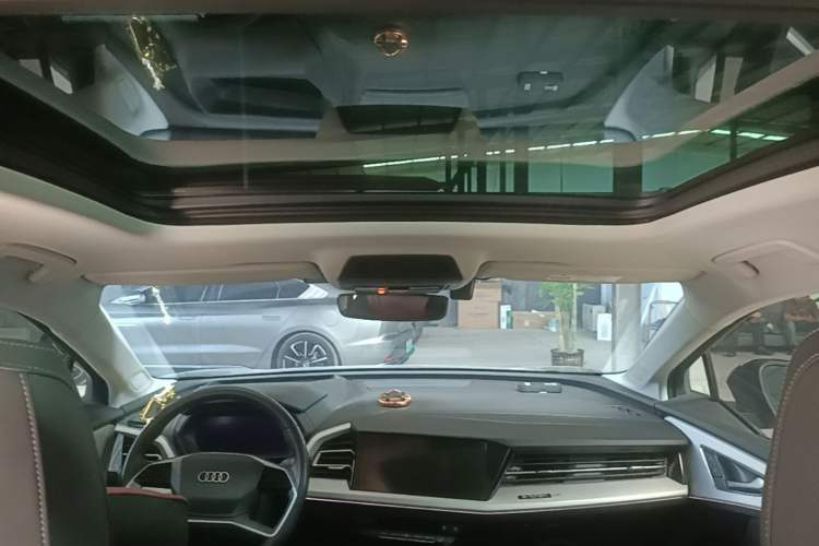 Used Audi Q5 e-tron 2023 40 e-tron Shining Edition Brocade Suit Headliner