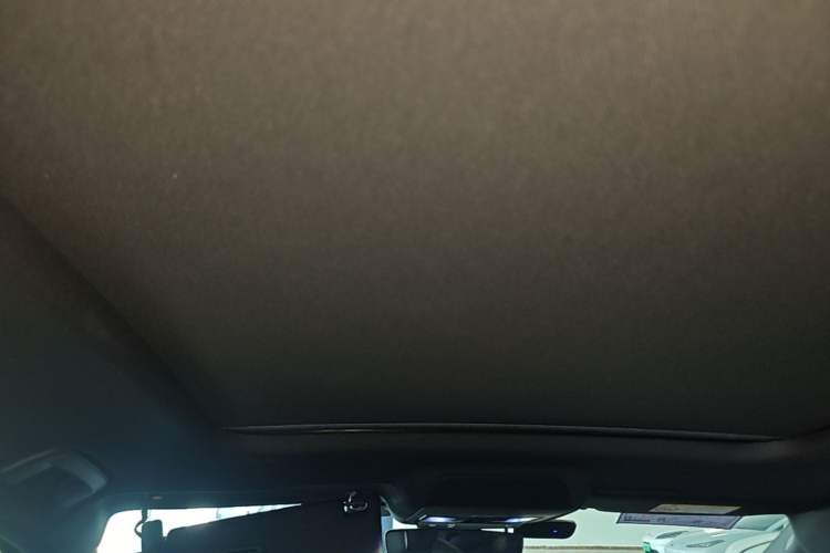 Used Audi Q5 e-tron 2023 40 e-tron Shining Edition Mecha Kit Headliner