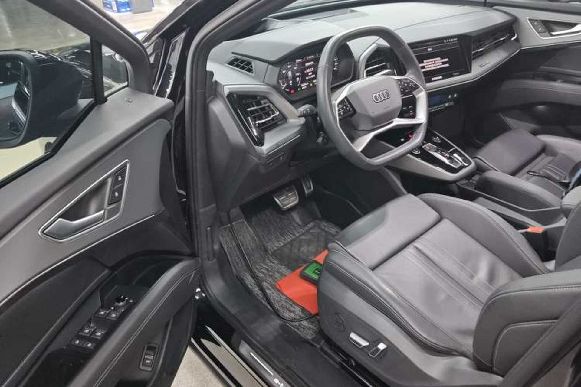 Used Audi Q5 e-tron 2023 40 e-tron Shining Edition Mecha Kit Interior 3