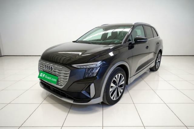 Used Audi Q5 e-tron 2023 40 e-tron Shining Edition Brocade Suit