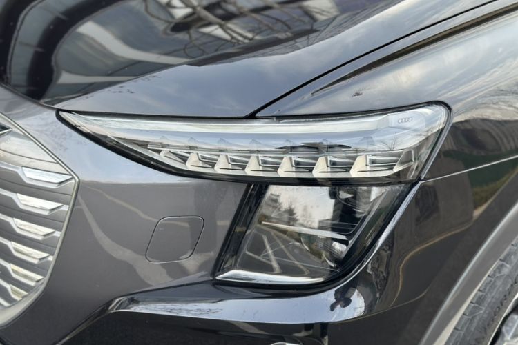 Used Audi Q5 e-tron 2023 40 e-tron Starry Edition Luxury Package Left Front Headlight