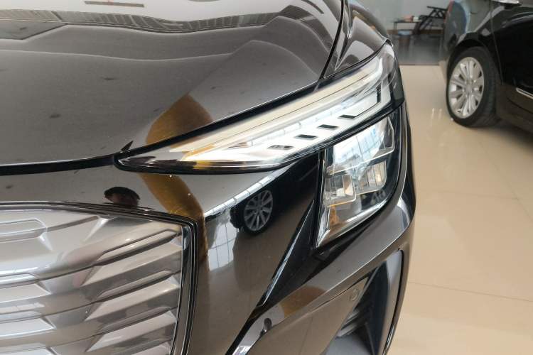 Used Audi Q5 e-tron 2023 40 e-tron Shining Edition Mecha Kit Left Front Headlight
