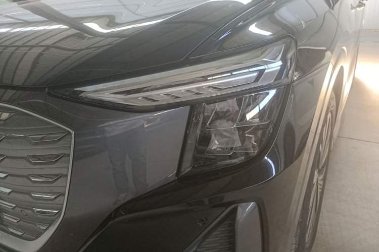 Used Audi Q5 e-tron 2023 40 e-tron Shining Edition Brocade Suit Left Front Headlight