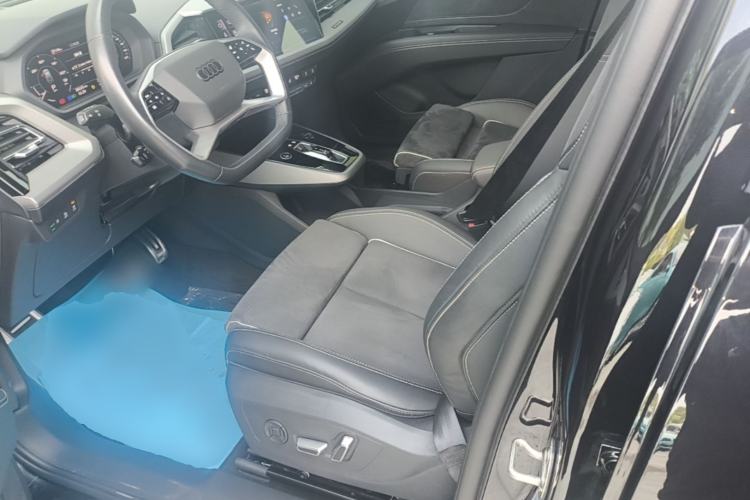 Used Audi Q5 e-tron 2023 40 e-tron Starry Edition Mecha Kit Left Front Seat