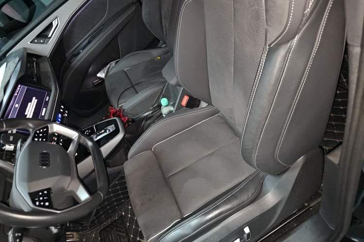 Used Audi Q5 e-tron 2023 40 e-tron Starry Edition Mecha Kit Left Front Seat