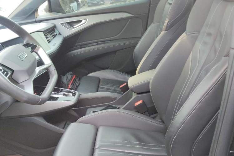 Used Audi Q5 e-tron 2023 40 e-tron Shining Edition Mecha Kit Left Front Seat