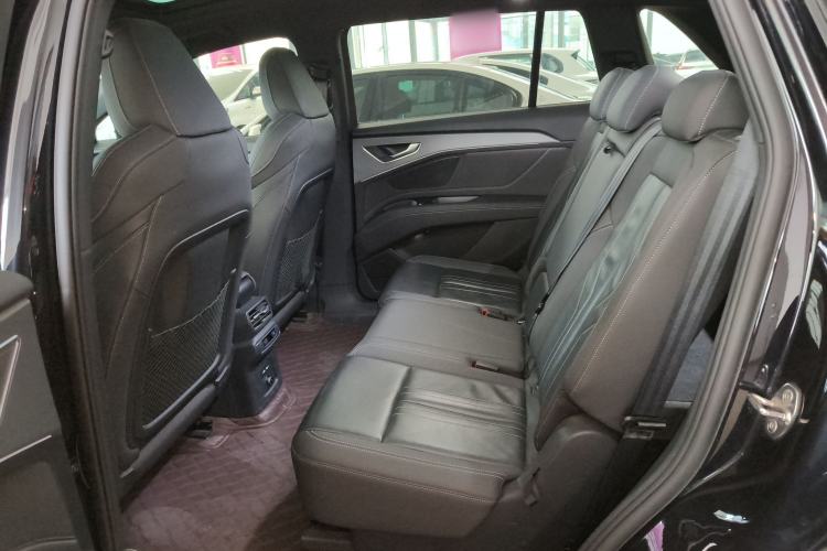 Used Audi Q5 e-tron 2023 40 e-tron Shining Edition Mecha Kit Left Rear Seat
