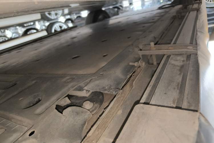 Used Audi Q5 e-tron 2023 40 e-tron Shining Edition Mecha Kit Left Side Sill