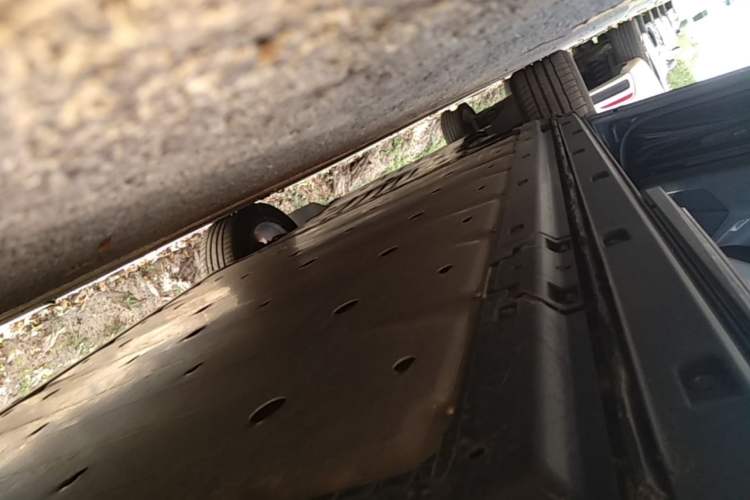 Used Audi Q5 e-tron 2023 40 e-tron Starry Edition Luxury Package Left Side Sill