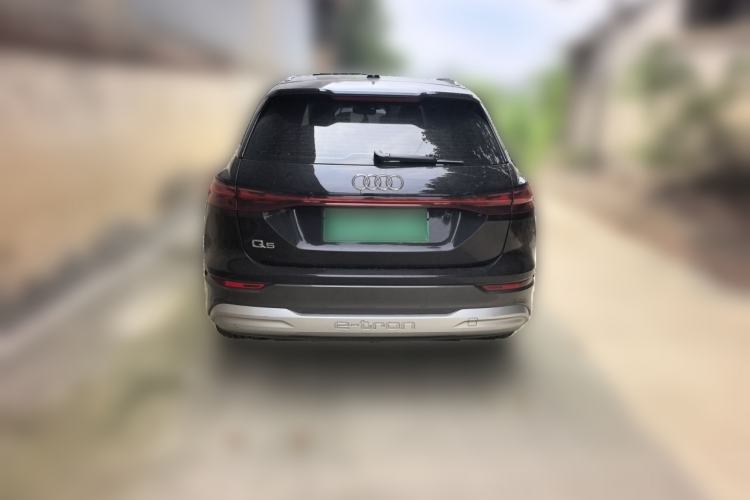 Used Audi Q5 e-tron 2023 40 e-tron Shining Edition Mecha Kit Rear