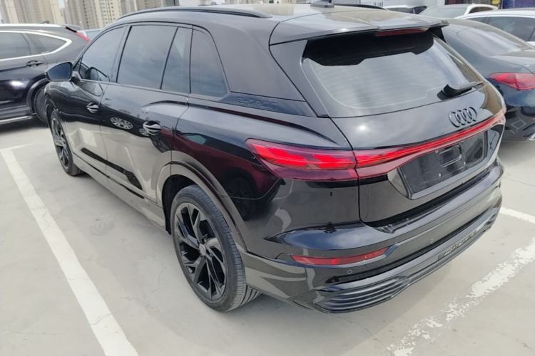 Used Audi Q5 e-tron 2023 40 e-tron Starry Edition Black Warrior Version Rear Left 45 Deg