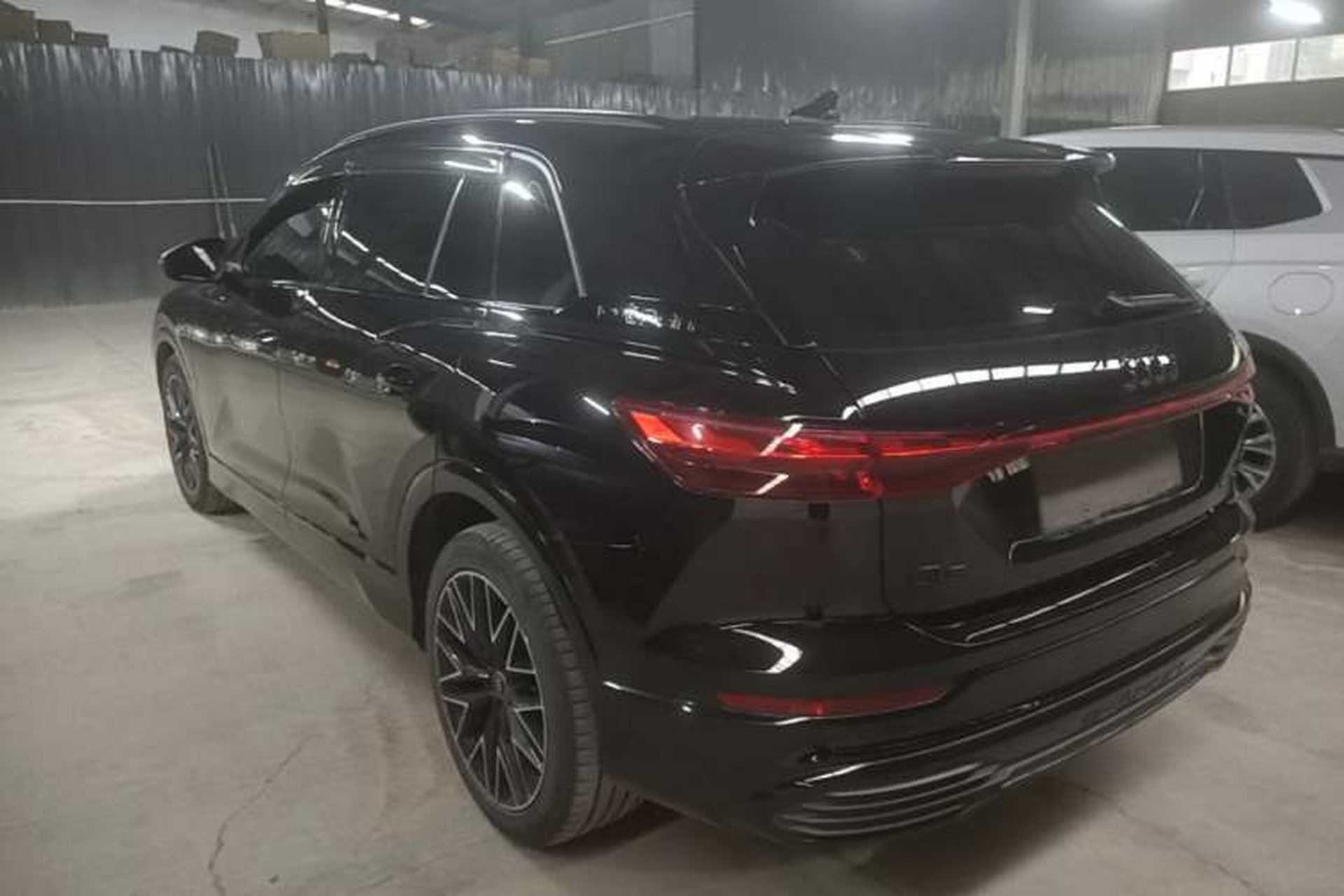 Used Audi Q5 e-tron 2023 40 e-tron Starry Edition Mecha Kit Rear Left 45 Deg