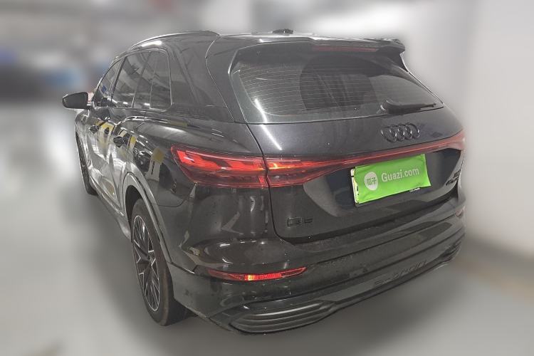 Used Audi Q5 e-tron 2023 40 e-tron Starry Edition Mecha Kit Rear Left 45 Deg