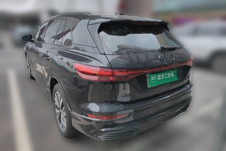 Used Audi Q5 e-tron 2023 40 e-tron Shining Edition Mecha Kit Rear Left 45 Deg