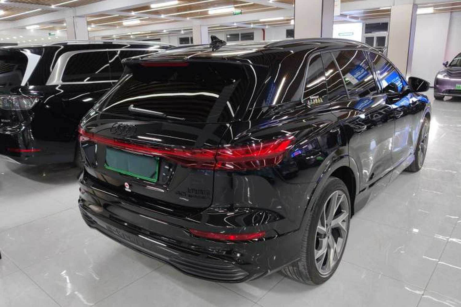 Used Audi Q5 e-tron 2023 40 e-tron Starry Edition Mecha Kit Rear Right 45 Deg