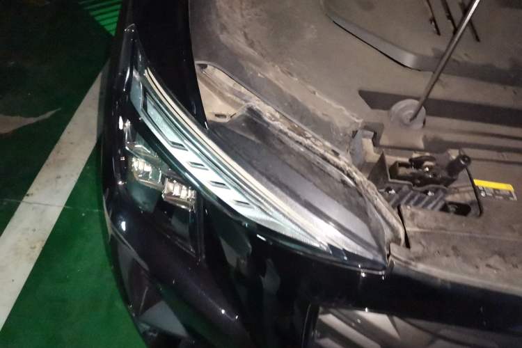 Used Audi Q5 e-tron 2023 40 e-tron Shining Edition Mecha Kit Right Front Headlight