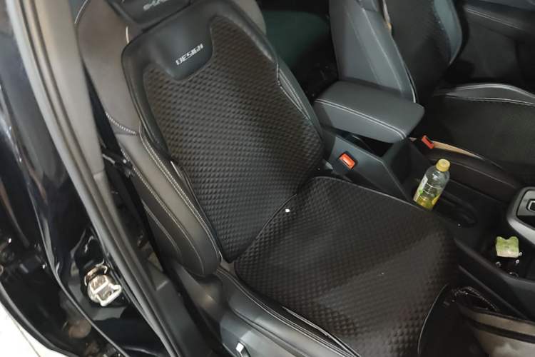 Used Audi Q5 e-tron 2023 40 e-tron Starry Edition Luxury Package Right Front Seat