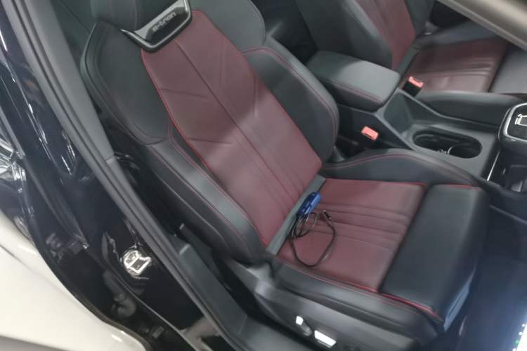 Used Audi Q5 e-tron 2023 40 e-tron Starry Edition Mecha Kit Right Front Seat