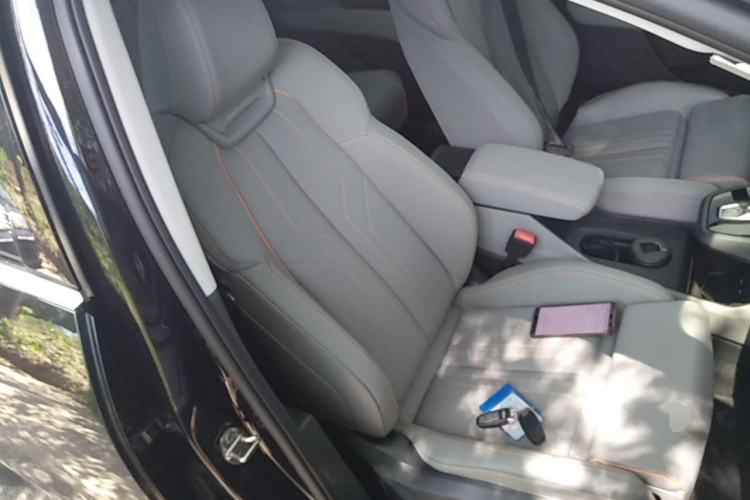 Used Audi Q5 e-tron 2023 40 e-tron Starry Edition Luxury Package Right Front Seat