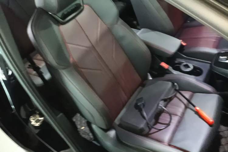 Used Audi Q5 e-tron 2023 40 e-tron Starry Edition Mecha Kit Right Front Seat