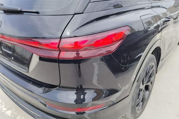 Used Audi Q5 e-tron 2023 40 e-tron Starry Edition Black Warrior Version Right Rear Taillight