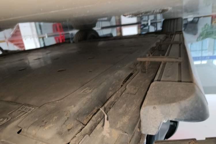 Used Audi Q5 e-tron 2023 40 e-tron Shining Edition Mecha Kit Right Side Sill