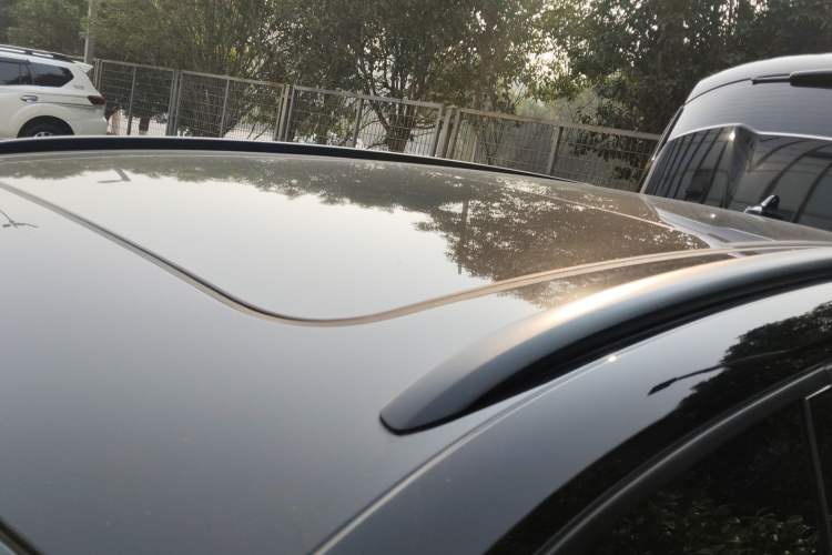 Used Audi Q5 e-tron 2023 40 e-tron Shining Edition Mecha Kit Roof