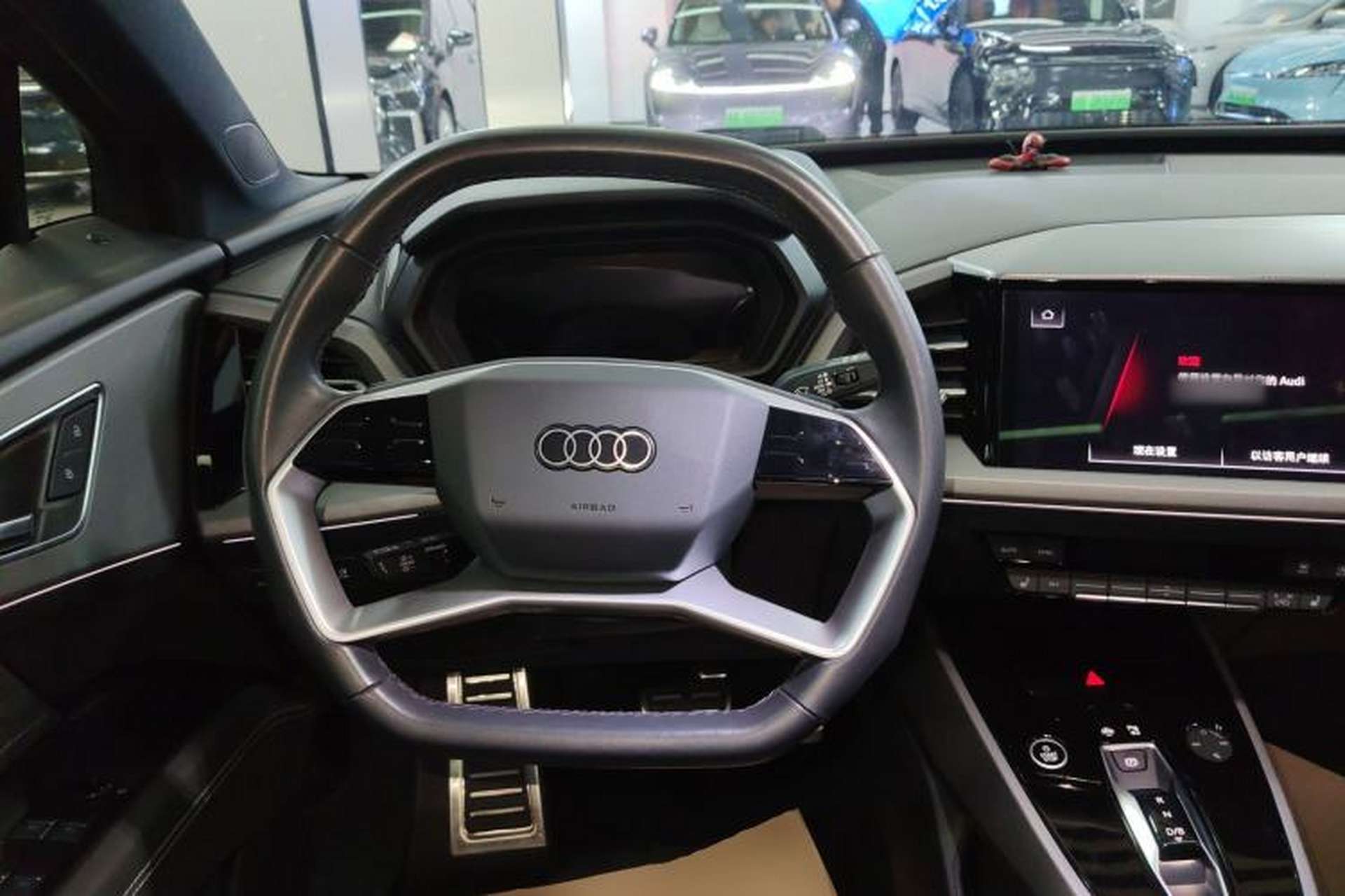 Used Audi Q5 e-tron 2023 40 e-tron Starry Edition Mecha Kit Steering Wheel