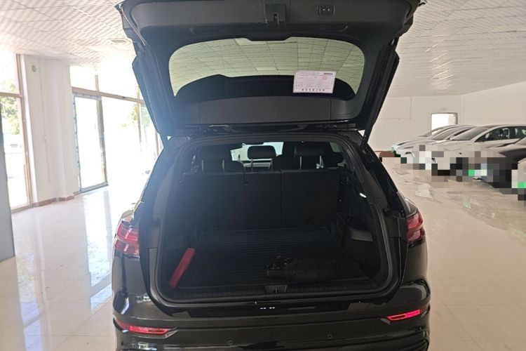 Used Audi Q5 e-tron 2023 40 e-tron Shining Edition Mecha Kit Trunk